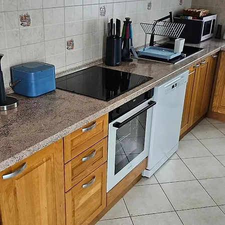 4-bedroom Family Paradise With View Apartment